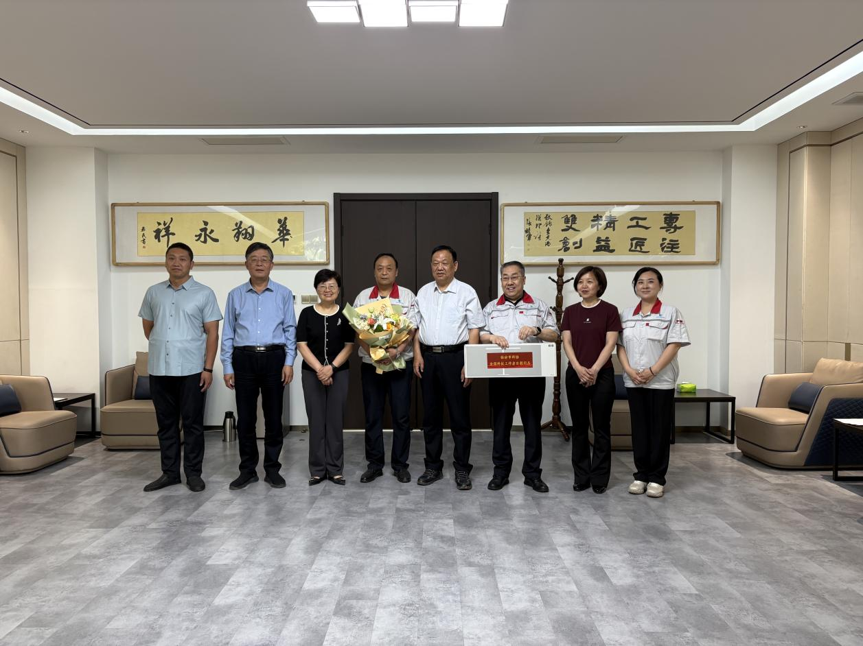 临汾市科协向导走访慰问山西CA88官网集团科技事情者 共推工业立异升级